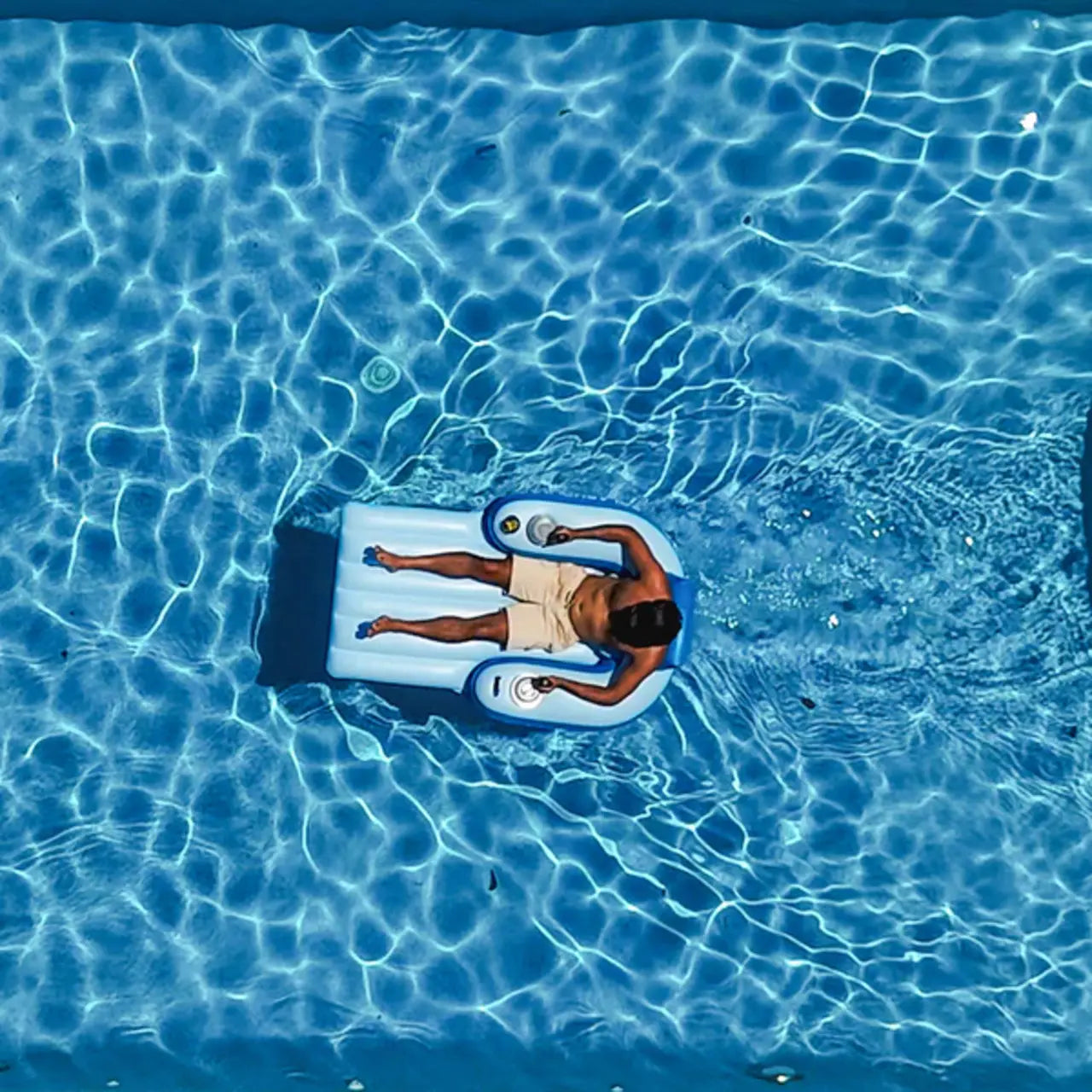 12V Motorized Luxury Pool Lounger - ⏰One Day Only Deal