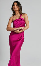 Carmella Midi Dress - One Shoulder Twist Detail Dress in Grape