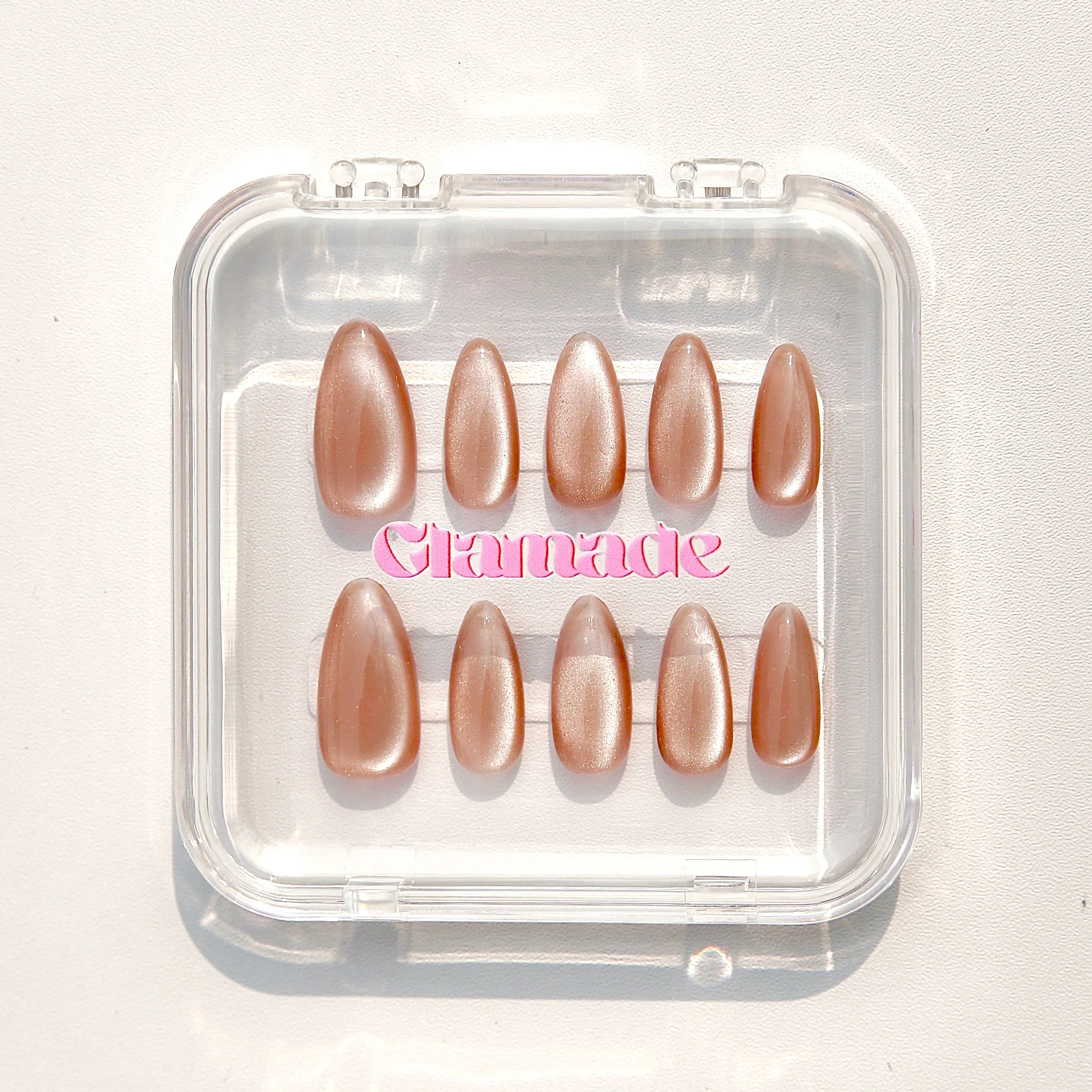 Glamade Signature